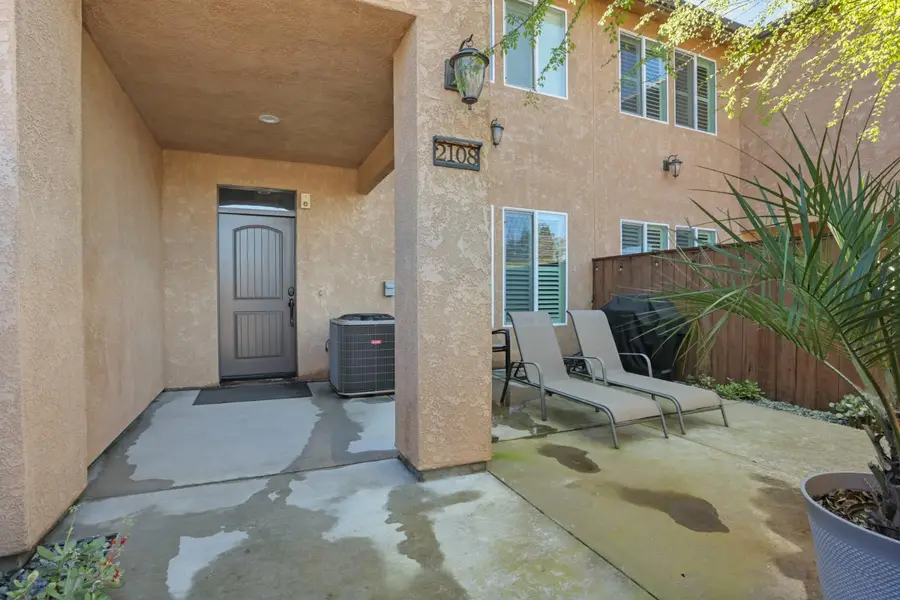 2108 Tienda Drive, Lodi, CA 95242 - #3