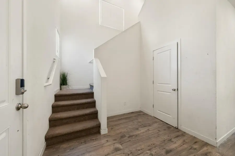 7664 Walpole Way, Elk Grove, CA 95758 - #3