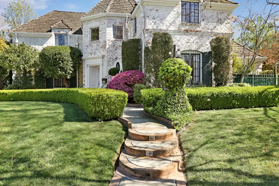 2730 Dwight Way, Stockton, CA 95204 - #2