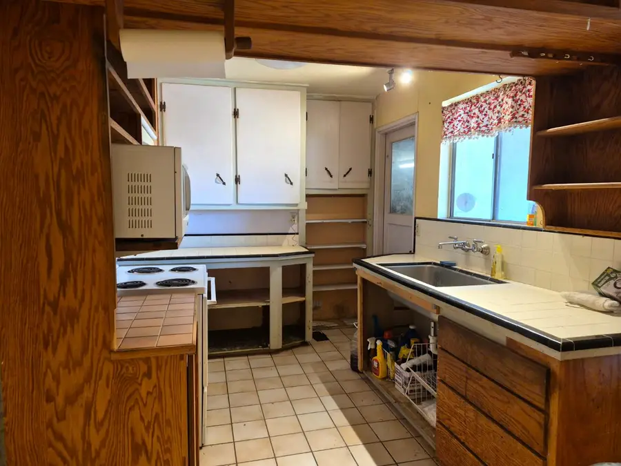 2085 Cabot Avenue, Merced, CA 95348 - #3