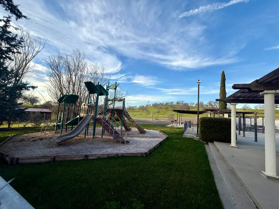 589 Pepito Dr, La Grange, CA 95329 - #2