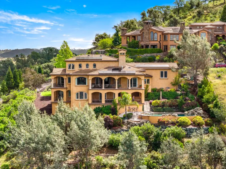 1106 Clearview Drive, El Dorado Hills, CA 95762 - #3