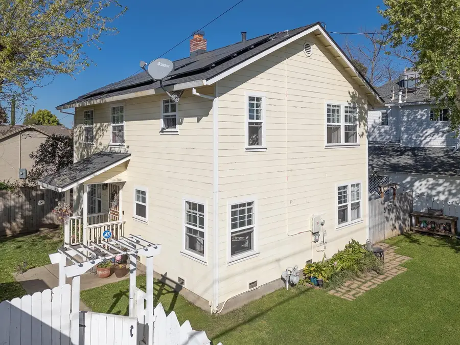 1122 Maple Street, Marysville, CA 95901 - #2