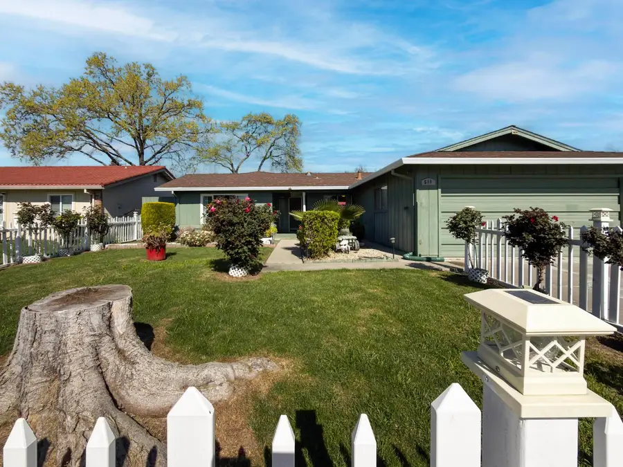 619 E Robinhood Drive, Stockton, CA 95207 - #3