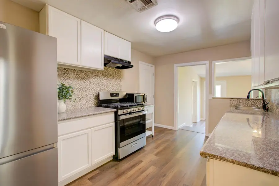 3735 Texas Avenue, Riverbank, CA 95367 - #3