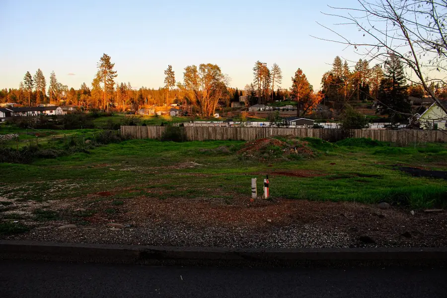 5894 Maxwell Drive, Paradise, CA 95969 - #2