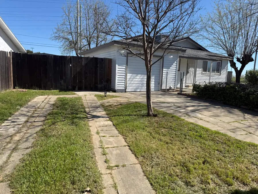 1910 Fernwood Drive, Marysville, CA 95901 - #2