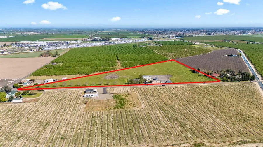6630 Foote Rd, Ceres, CA 95307 - #2