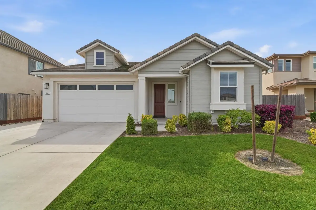 656 Chestnut Street, Oakdale, CA 95361 - #1