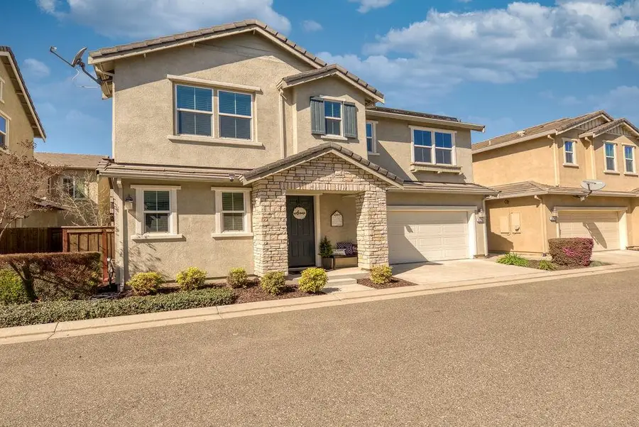 2228 Gallery Drive, Riverbank, CA 95367 - #3