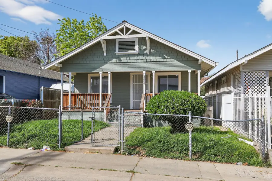 3306 40th Street, Sacramento, CA 95817 - #2