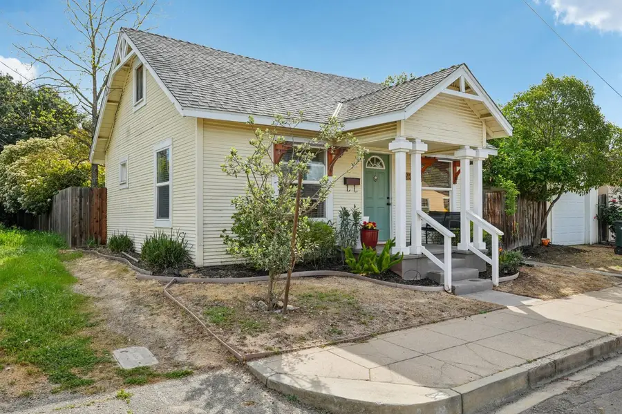 3425 50th Street, Sacramento, CA 95820 - #3