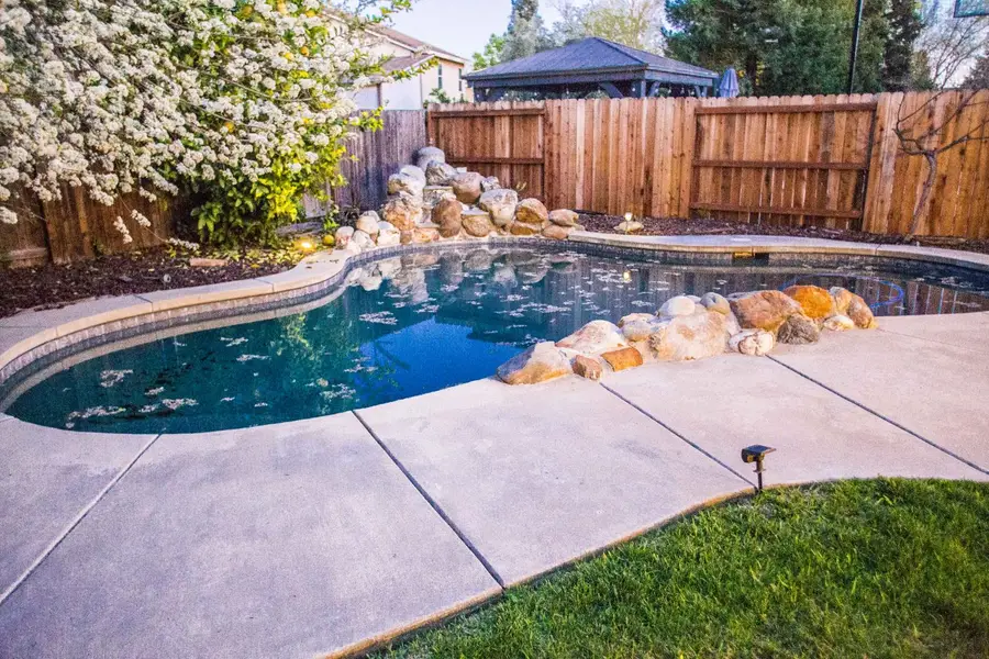 5136 Bessemer Way, Sacramento, CA 95835 - #2