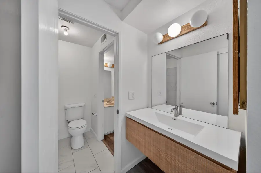 251 Del Verde Circle #3, Sacramento, CA 95833 - #3