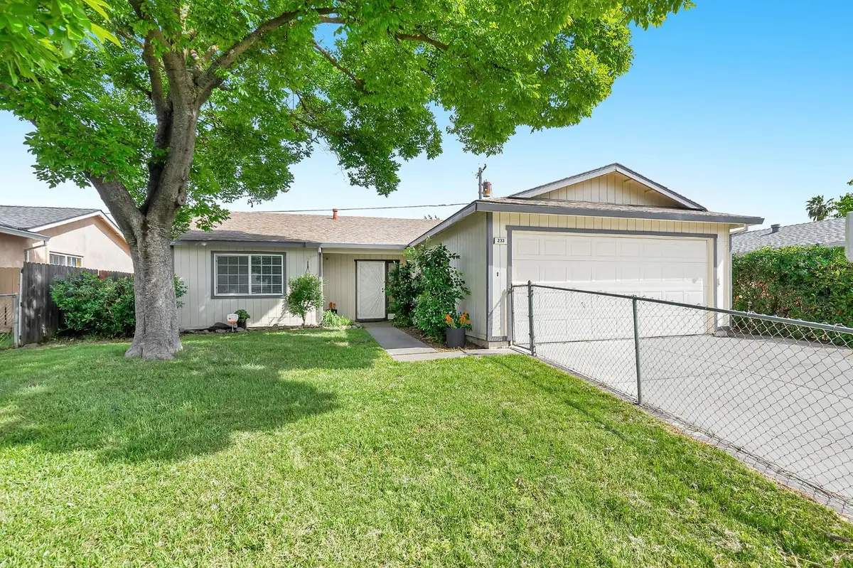 233 Graves Avenue, Sacramento, CA 95838 - #1