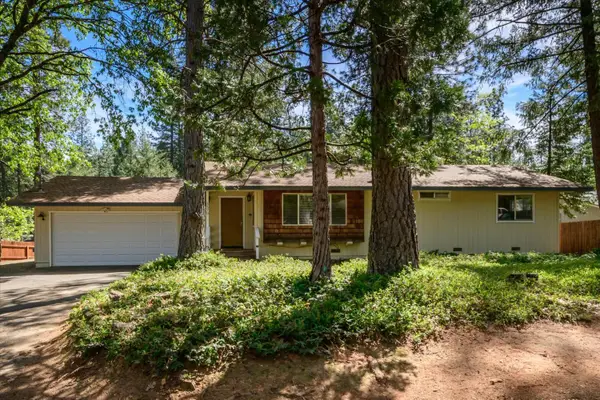 5570 Daisy Circle, Pollock Pines, CA 95726