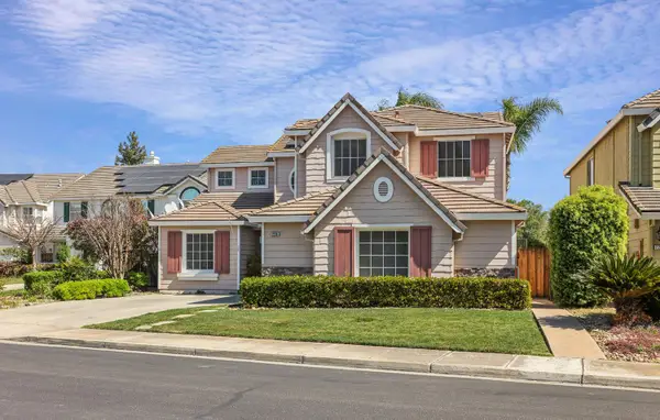 2236 Clear Lake Court, Tracy, CA 95304