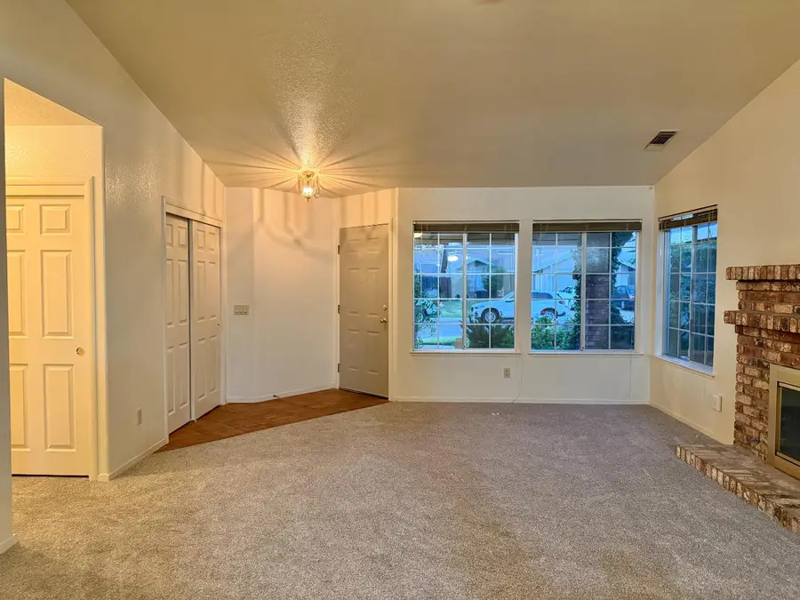 837 Fordham Drive, Woodland, CA 95695 - #3