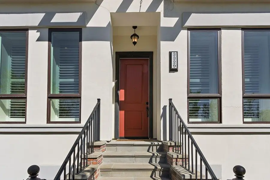 3329 Crocker Drive, Sacramento, CA 95818 - #3