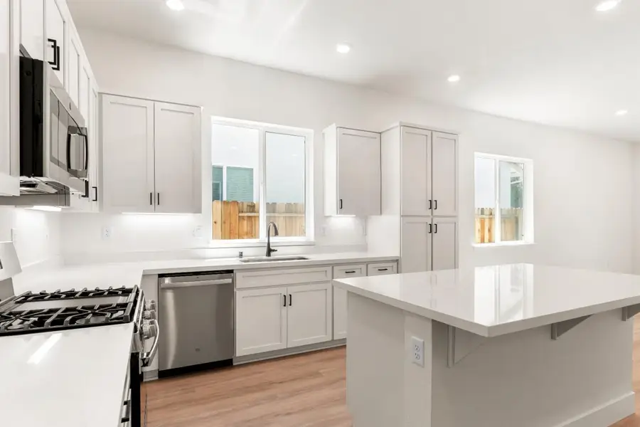 1189 Wayne Way #Lot13, Yuba City, CA 95993 - #3