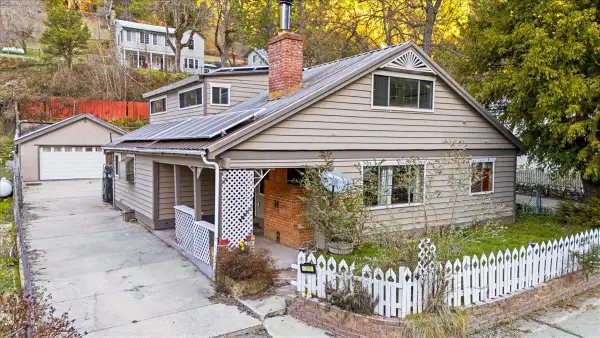 725 Main St., Downieville, CA 95936