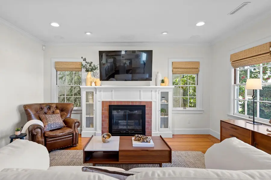 2432 6th Avenue, Sacramento, CA 95818 - #2