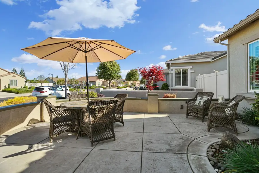 1544 Chestnut Hill Drive, Manteca, CA 95336 - #2