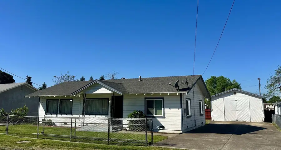 907 S. Gertrude Avenue, Stockton, CA 95215 - #2