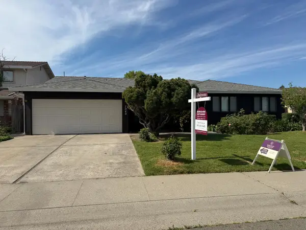 7040 Waterview Way, Sacramento, CA 95831