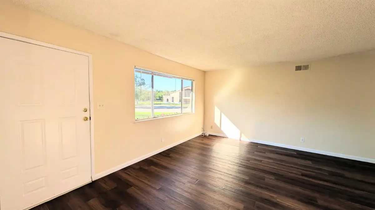 5181 Connecticut Drive #4, Sacramento, CA 95841 - #1