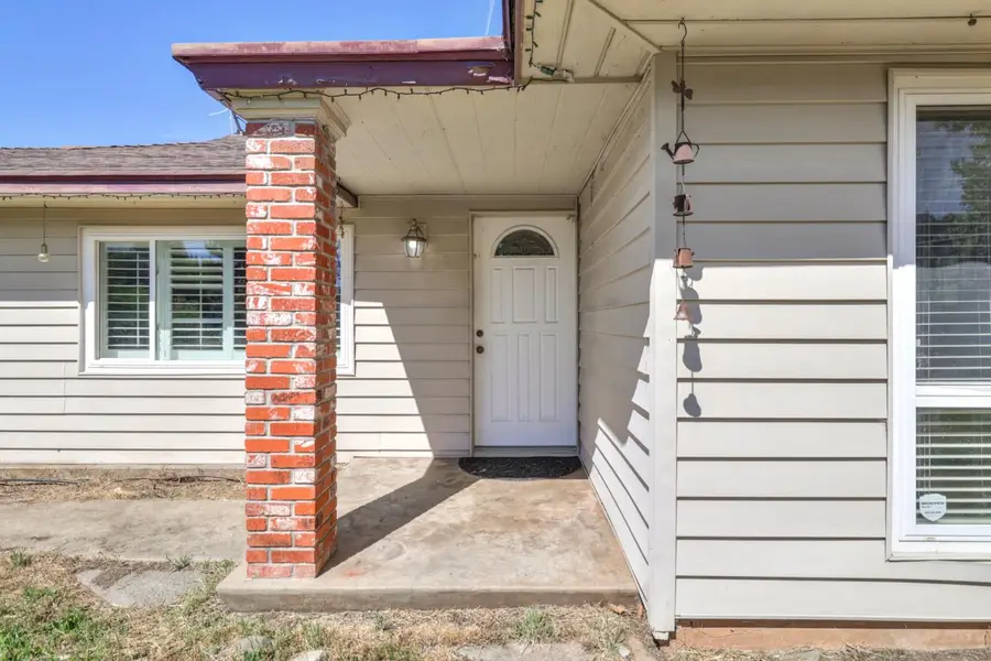 5531 Cypress Avenue, Carmichael, CA 95608 - #2