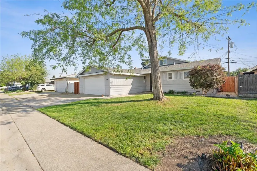 774 April Lane, Yuba City, CA 95991 - #2