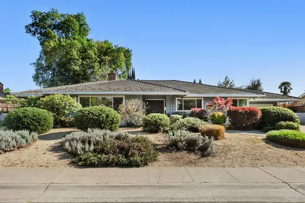 3000 American River Drive, Sacramento, CA 95864