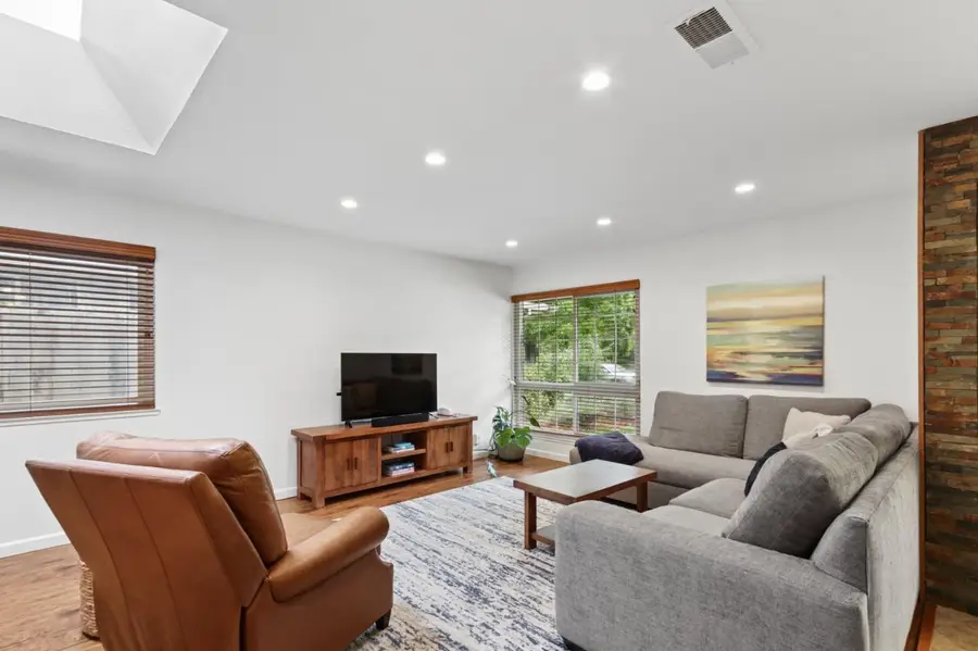 3948 Cowell Boulevard, Davis, CA 95618 - #2