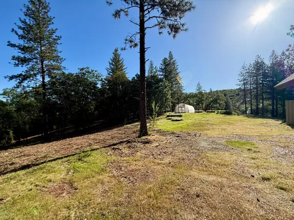 16824 Pine Grove Reservoir, Nevada City, CA 95959