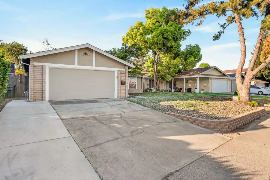 10082 Kern River Court, Rancho Cordova, CA 95670 - #2
