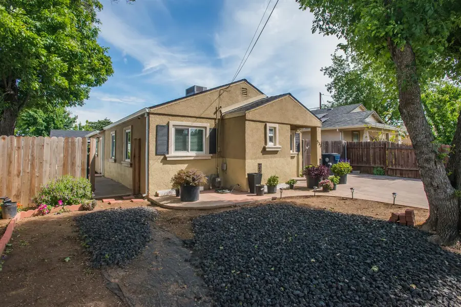 533 Lindsay Avenue, Sacramento, CA 95838 - #3