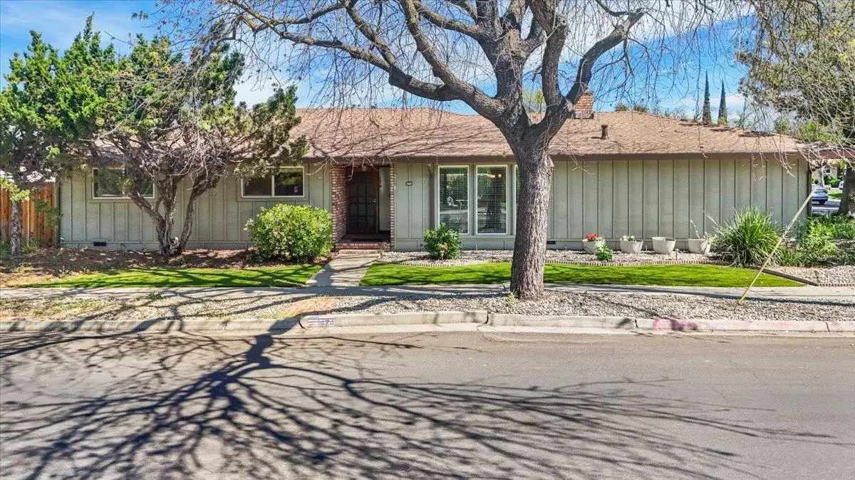 1424 Rose Avenue, Modesto, CA 95355 - #1
