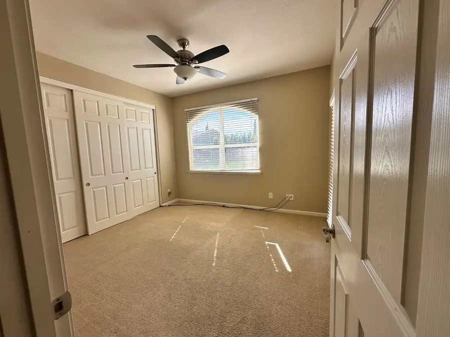 2940 Las Flores Circle, Los Banos, CA 93635 - #3