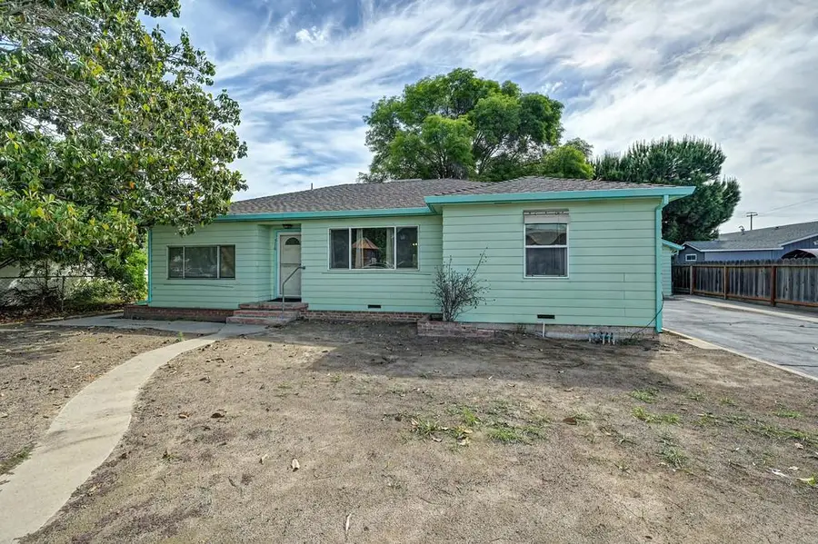 516 Acacia Avenue, Manteca, CA 95336 - #2