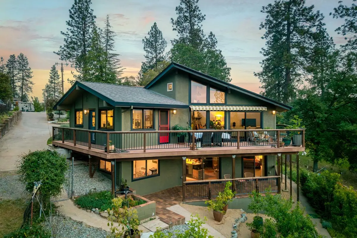 16105 John Way, Grass Valley, CA 95949 - #1