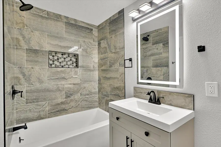 1872 6th Avenue, Olivehurst, CA 95961 - #2