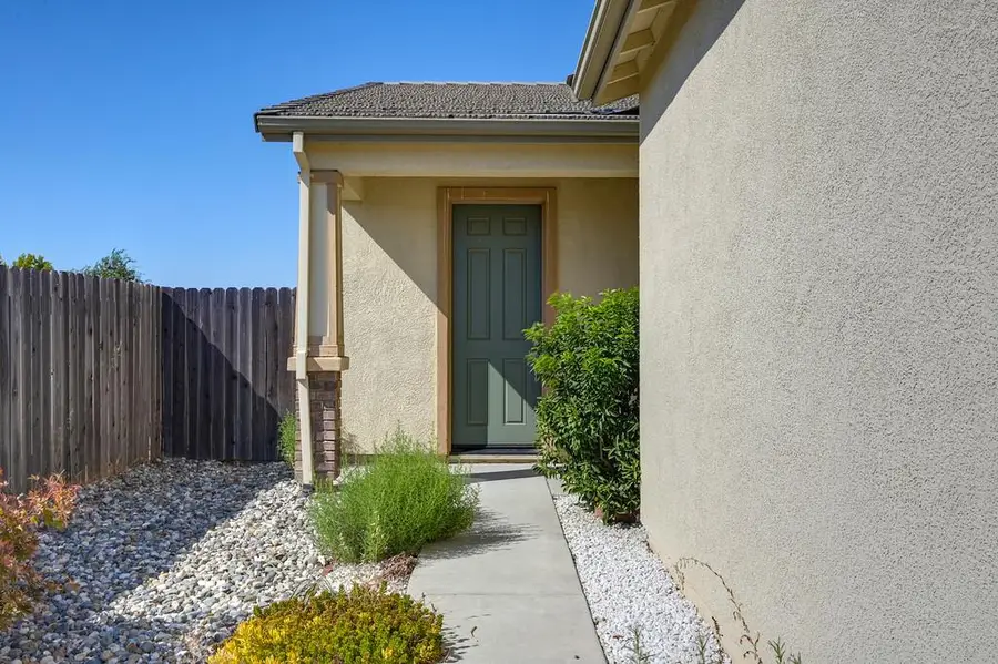 7905 Springarden Way, Sacramento, CA 95828 - #3