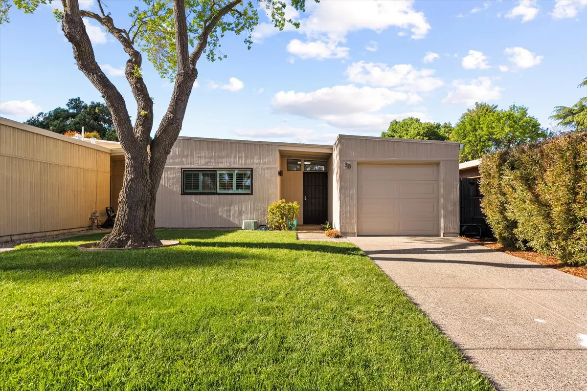 38 Chief Court, Sacramento, CA 95833 - #1