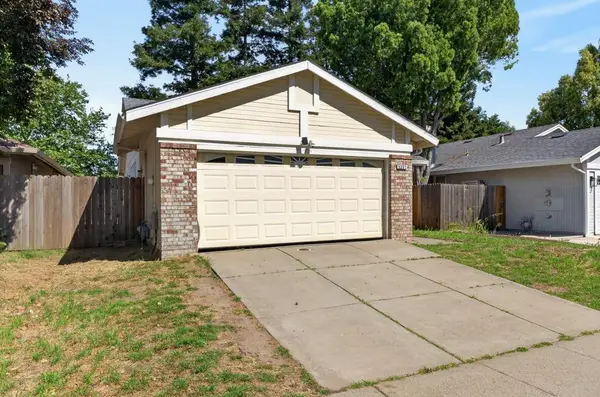 5331 Blue Sapphire Court, Elk Grove, CA 95758