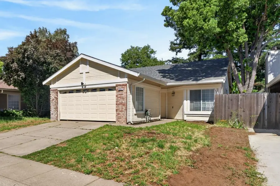 5331 Blue Sapphire Court, Elk Grove, CA 95758 - #3