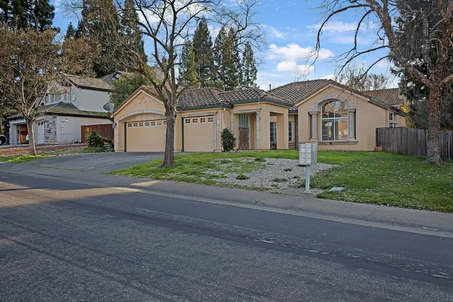 187 John Henry Circle, Folsom, CA 95630 - #3