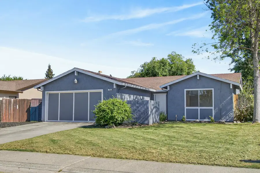7242 Aberfeldy Way, Sacramento, CA 95842 - #3