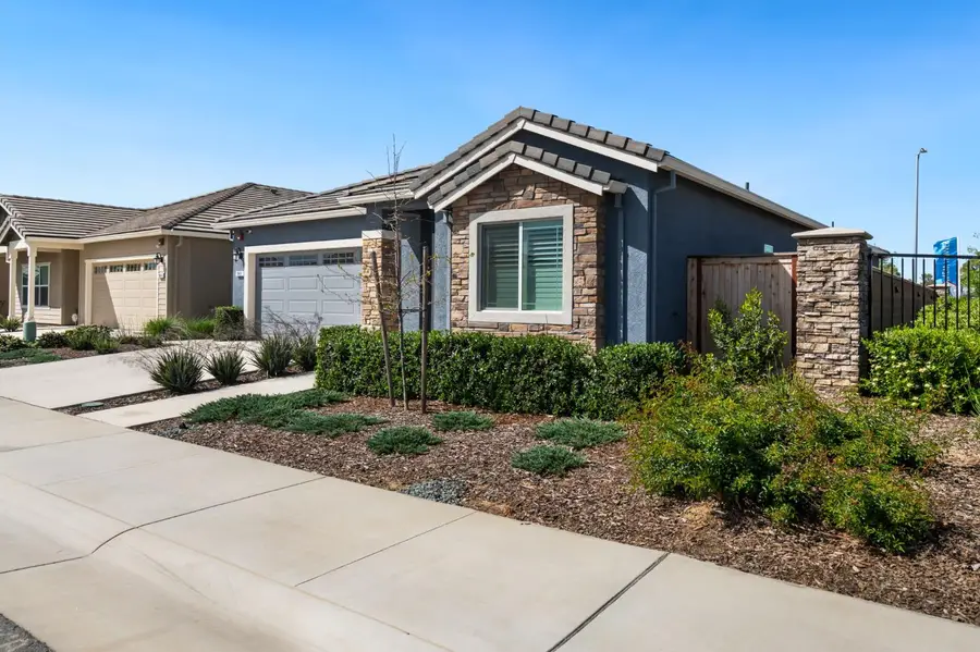 948 Hogan Road, Galt, CA 95632 - #2