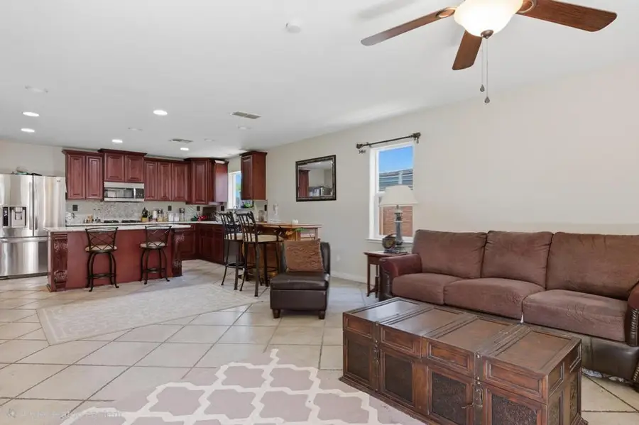 1300 Kensington Drive, Plumas Lake, CA 95961 - #3